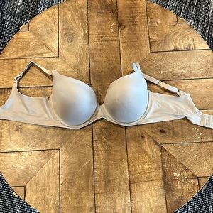 Aerie 36DD bra. Normal padding with a little uplift.